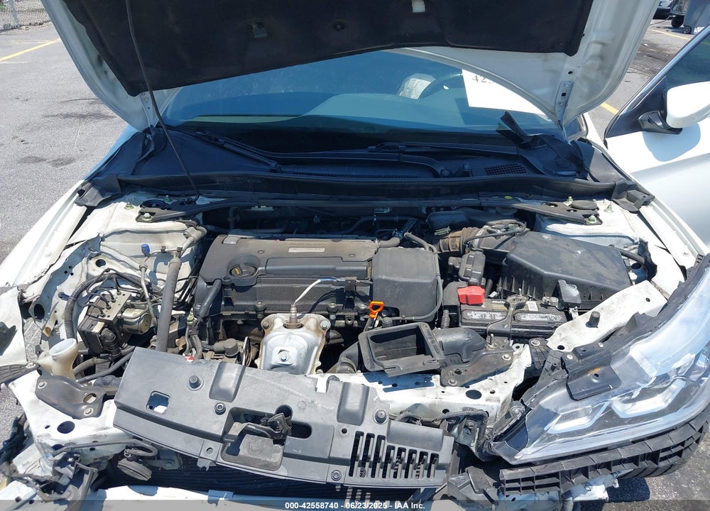 2017 HONDA ACCORD VIN: 1HGCR2F15HA219736