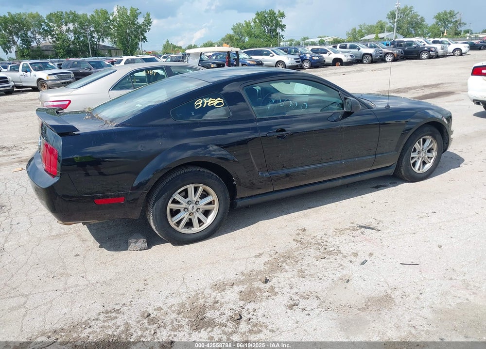 2006 FORD MUSTANG VIN: 1ZVFT80NX65122031