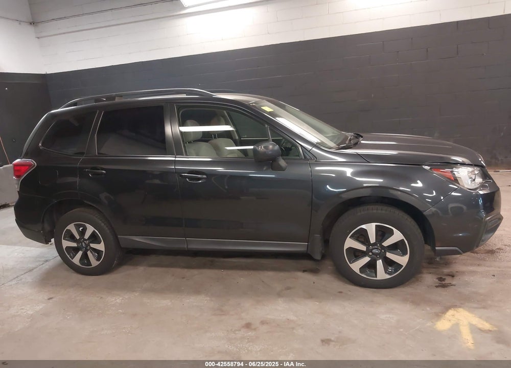 2018 SUBARU FORESTER 2.5I VIN: JF2SJABC1JH421796