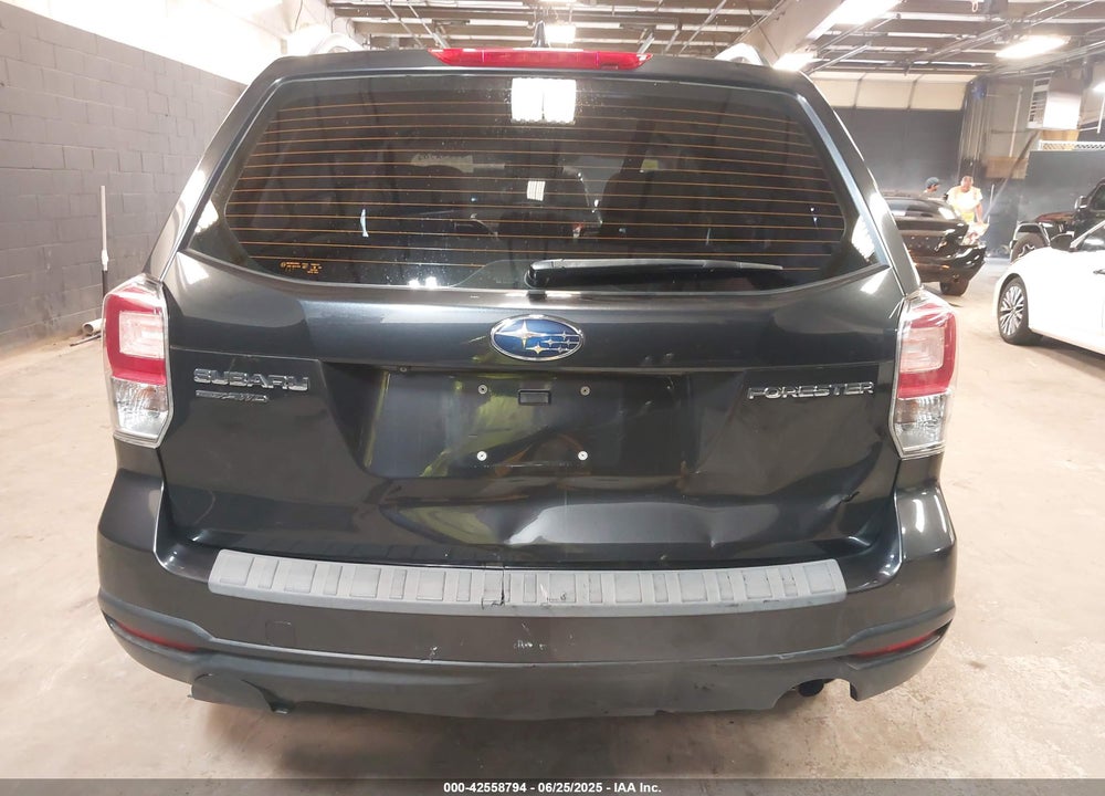 2018 SUBARU FORESTER 2.5I VIN: JF2SJABC1JH421796