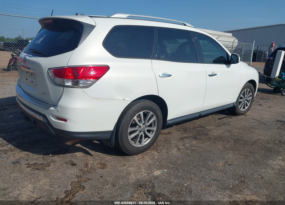 2014 NISSAN PATHFINDER VIN: 5N1AR2MNXEC692930