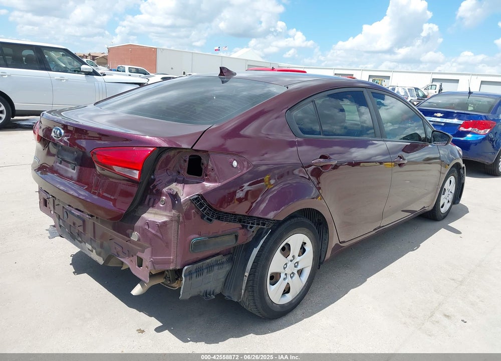2017 KIA FORTE VIN: 3KPFK4A77HE119867