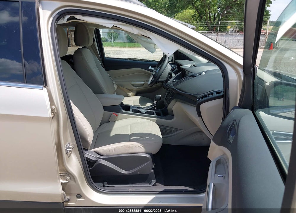 2017 FORD ESCAPE VIN: 1FMCU0GD1HUE23048