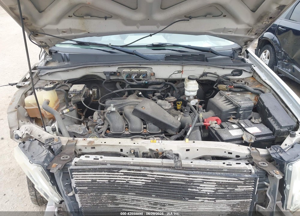 2008 FORD ESCAPE XLT VIN: 1FMCU93128KA54213
