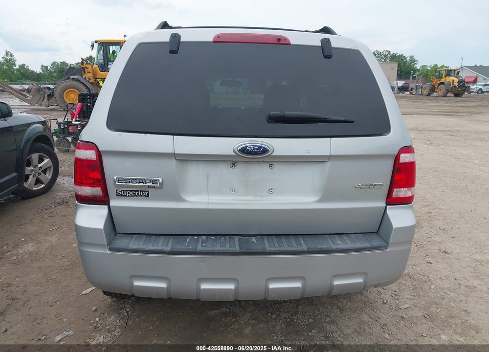 2008 FORD ESCAPE XLT VIN: 1FMCU93128KA54213