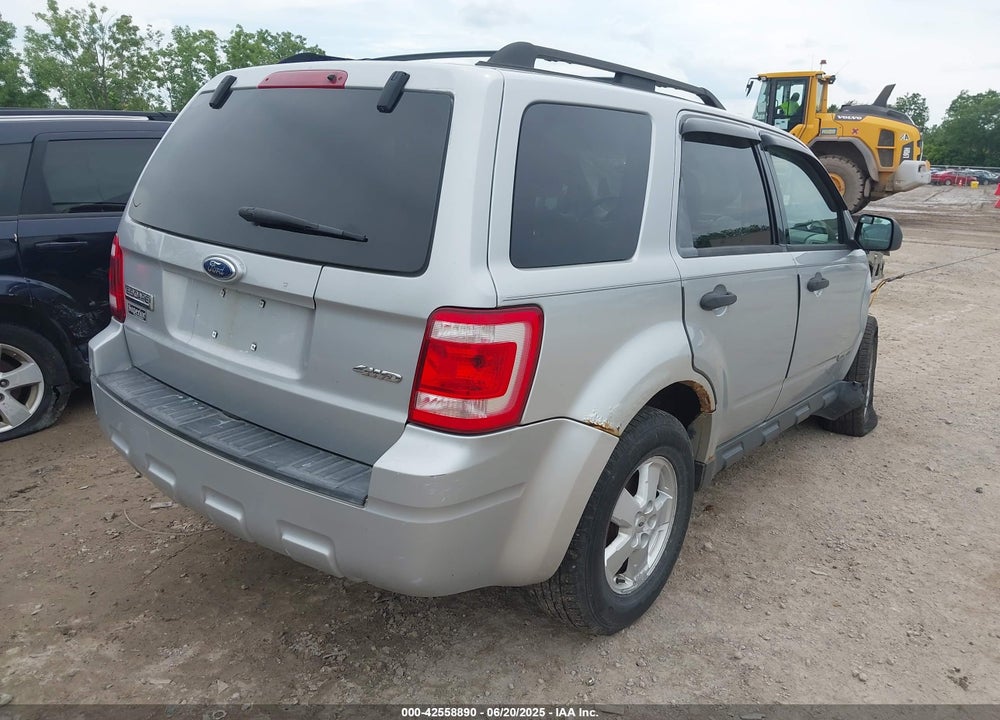 2008 FORD ESCAPE XLT VIN: 1FMCU93128KA54213