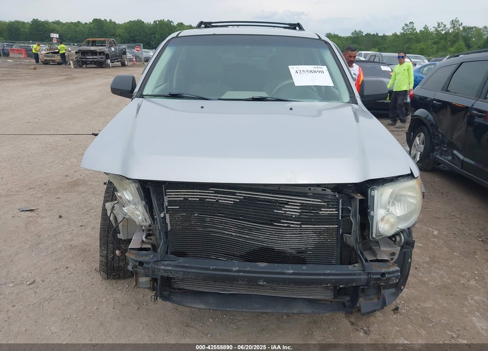 2008 FORD ESCAPE XLT VIN: 1FMCU93128KA54213