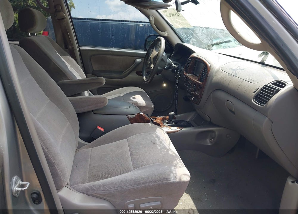 2002 TOYOTA SEQUOIA VIN: 5TDBT44A92S075063
