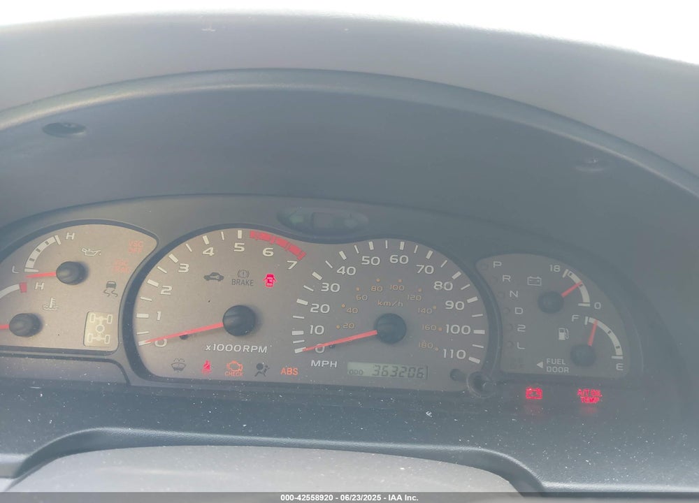 2002 TOYOTA SEQUOIA VIN: 5TDBT44A92S075063