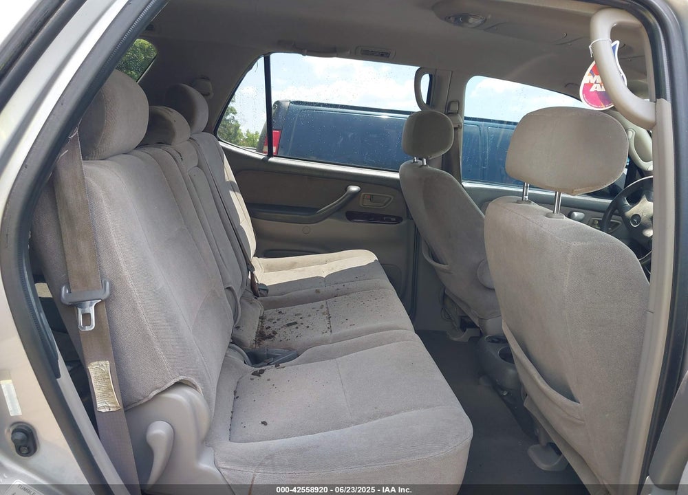 2002 TOYOTA SEQUOIA VIN: 5TDBT44A92S075063