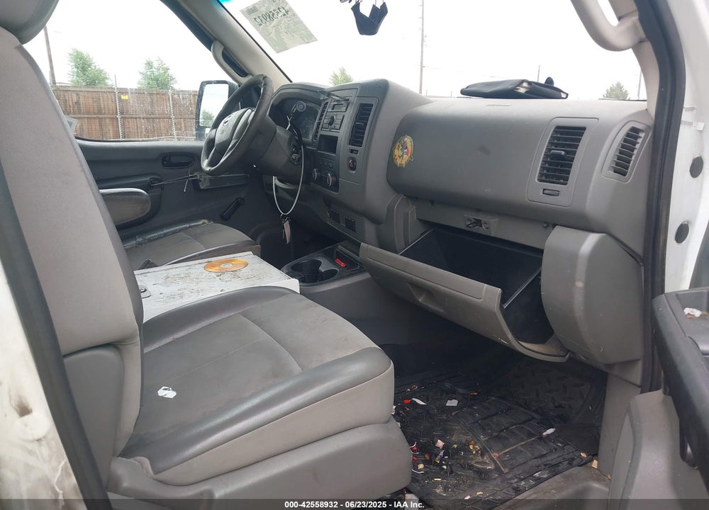 2014 NISSAN NV CARGO NV2500 HD VIN: 1N6BF0LY9EN100789