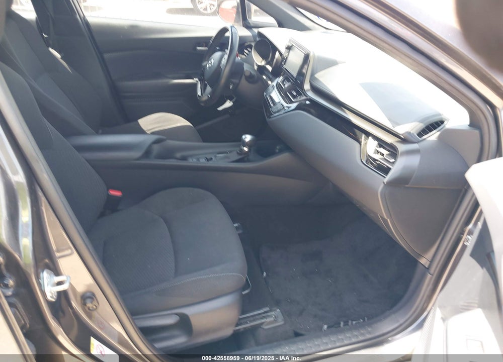 2018 TOYOTA C-HR VIN: NMTKHMBX3JR044171