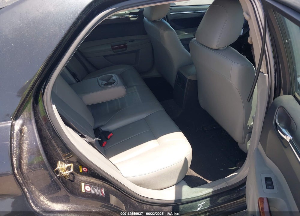 2006 CHRYSLER 300 VIN: 2C3LA53G66H106378