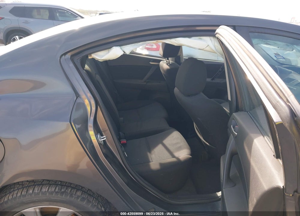 2010 MAZDA 3 VIN: JM1BL1SFXA1255127