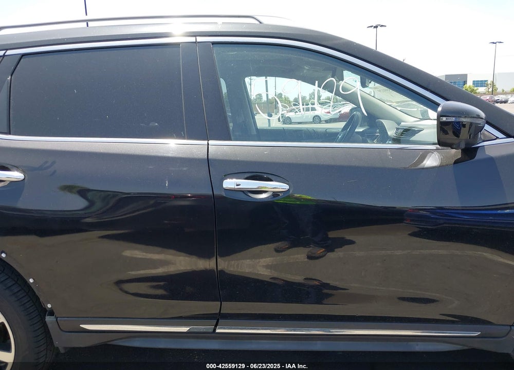 2018 NISSAN ROGUE VIN: JN8AT2MV6JW327096