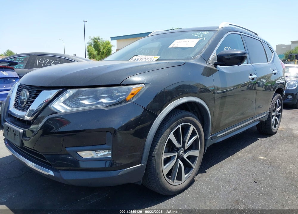 2018 NISSAN ROGUE VIN: JN8AT2MV6JW327096