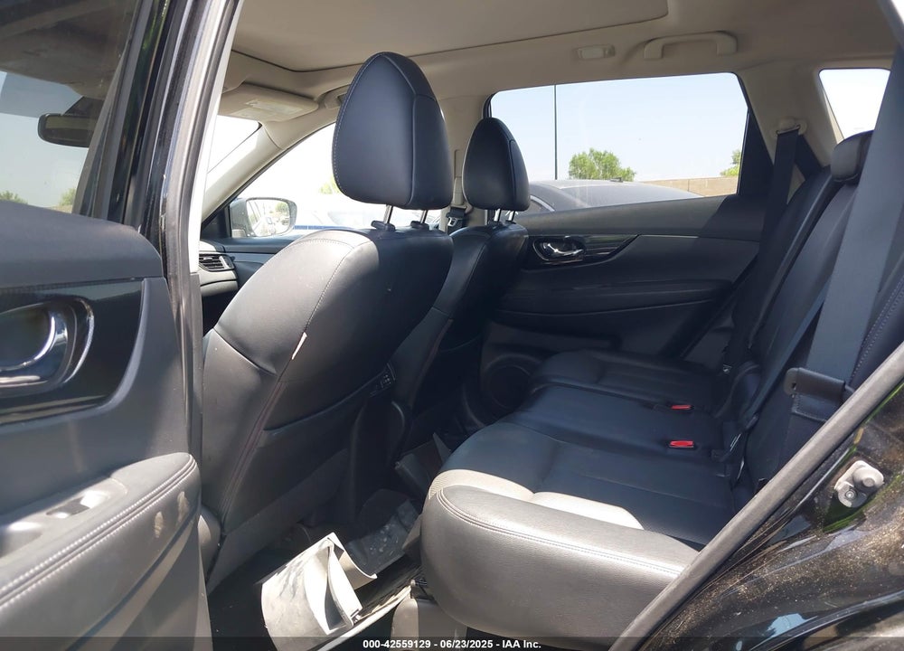 2018 NISSAN ROGUE VIN: JN8AT2MV6JW327096