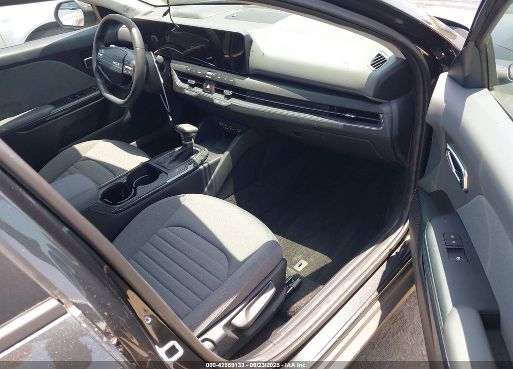 2025 KIA K4 VIN: 3KPFU4DE9SE036484