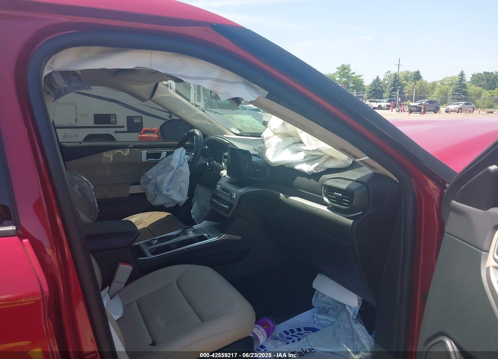 2023 FORD EXPLORER VIN: 1FMSK8DH1PGB82483