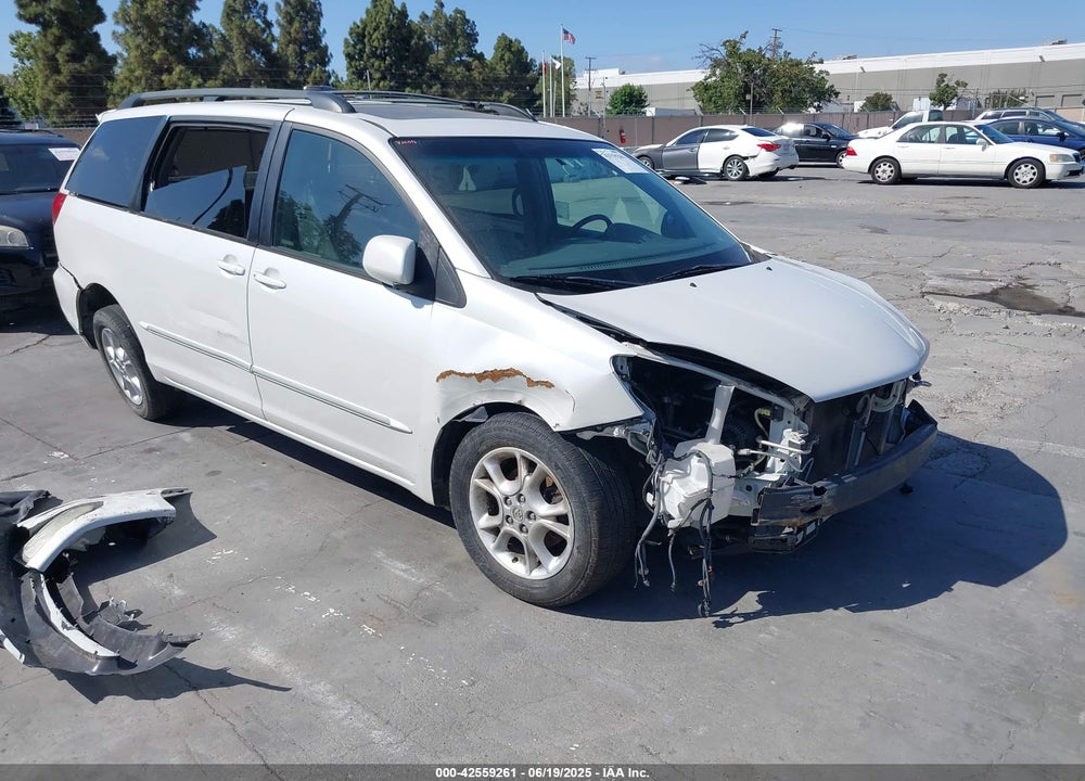 2004 TOYOTA SIENNA XLE LIMITED VIN: 5TDZA22CX4S208879