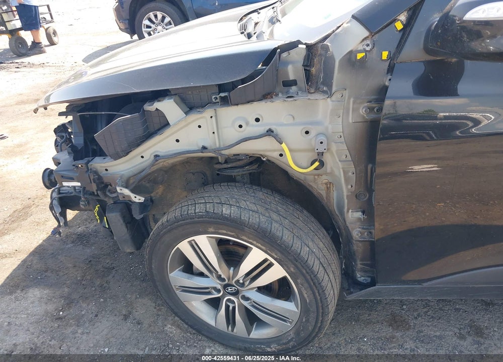 2014 HYUNDAI TUCSON VIN: KM8JU3AG6EU848806