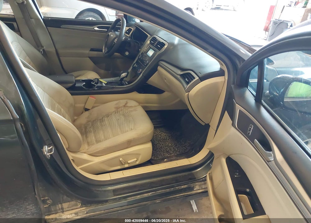 2016 FORD FUSION VIN: 3FA6P0HD9GR126113