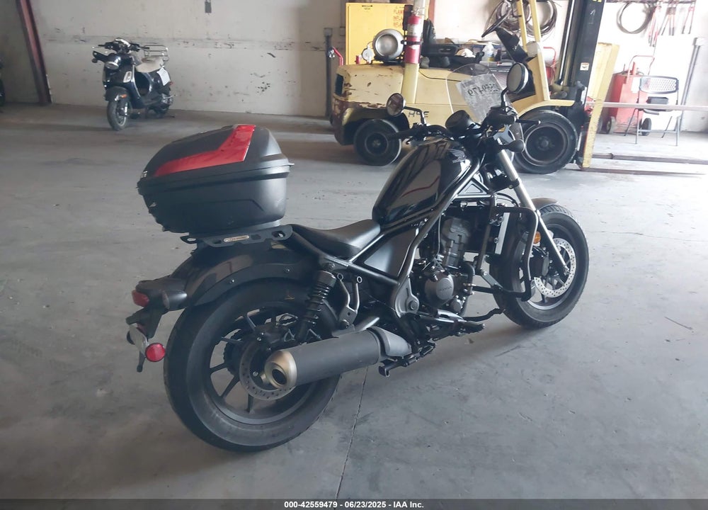 2024 HONDA CMX300 A VIN: MLHNC5355R5700191