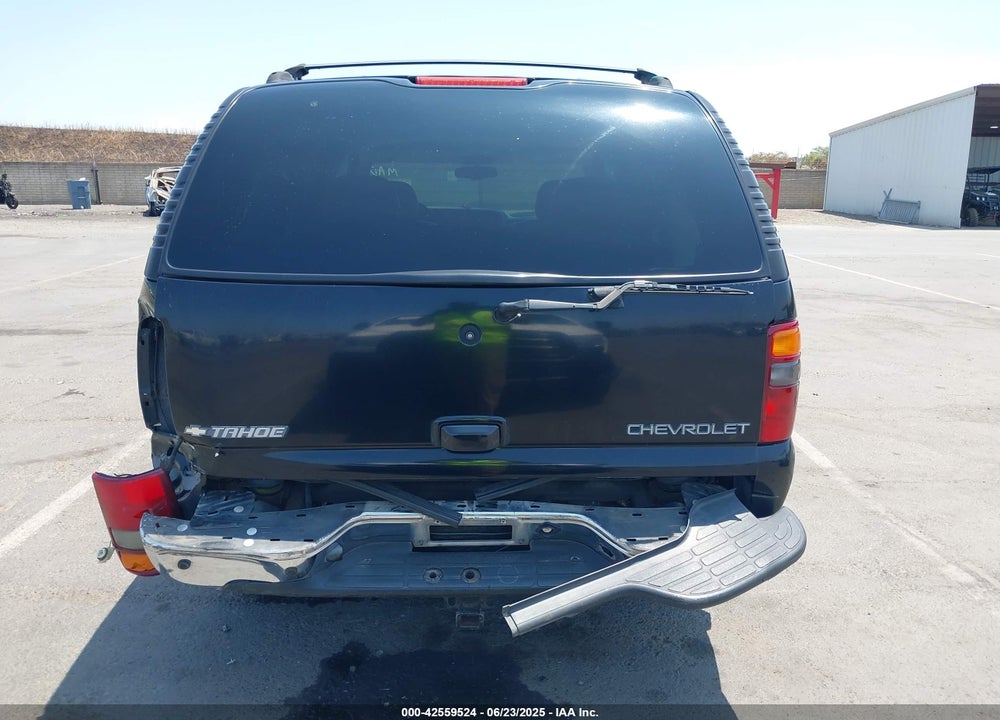 2002 CHEVROLET TAHOE LT VIN: 1GNEK13T22R314086