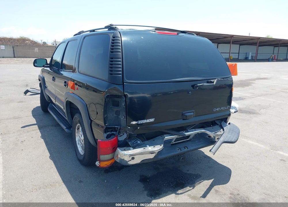 2002 CHEVROLET TAHOE LT VIN: 1GNEK13T22R314086
