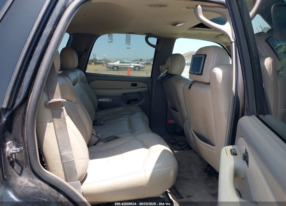 2002 CHEVROLET TAHOE LT VIN: 1GNEK13T22R314086