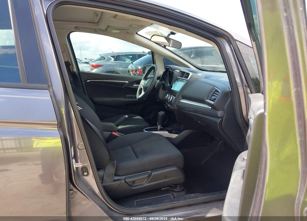 2015 HONDA FIT VIN: 3HGGK5H89FM758748
