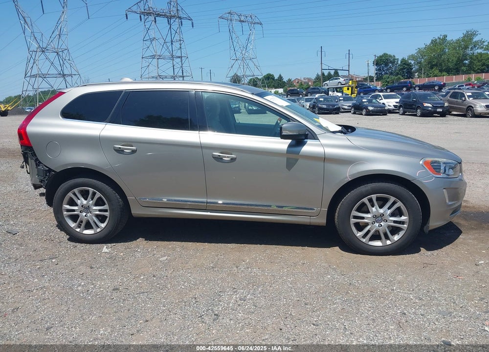 2015 VOLVO XC60 VIN: YV4612RK5F2677952