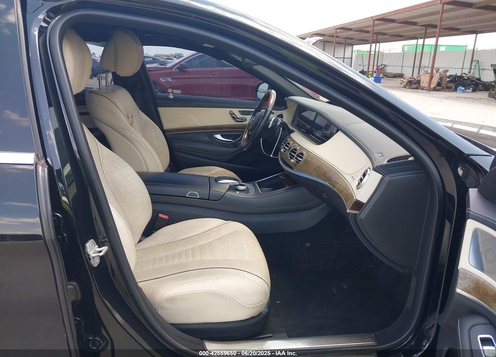 2016 MERCEDES-BENZ S CLASS VIN: WDDUG8CB8GA252730