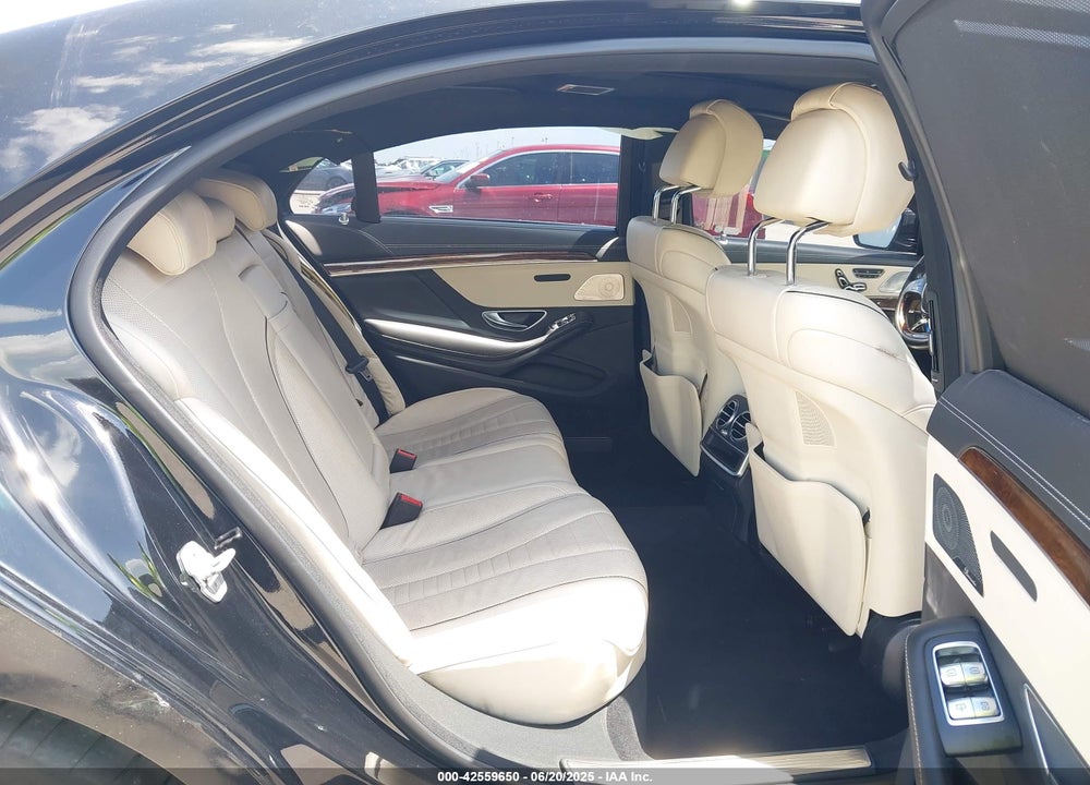 2016 MERCEDES-BENZ S CLASS VIN: WDDUG8CB8GA252730