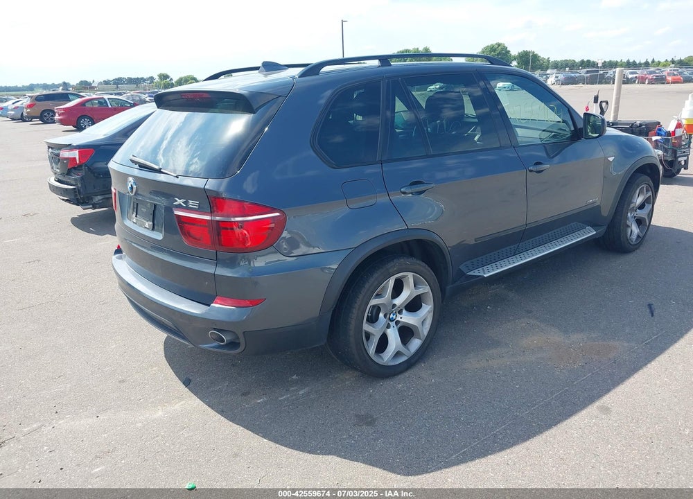2012 BMW X5 VIN: 5UXZW0C56CL664575