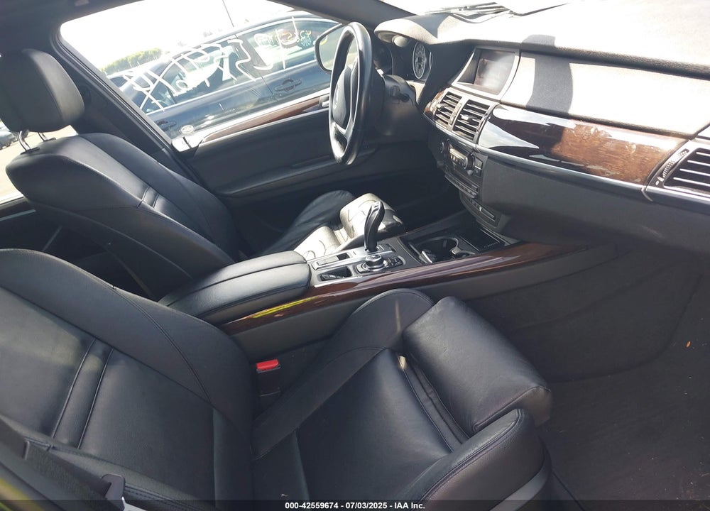 2012 BMW X5 VIN: 5UXZW0C56CL664575