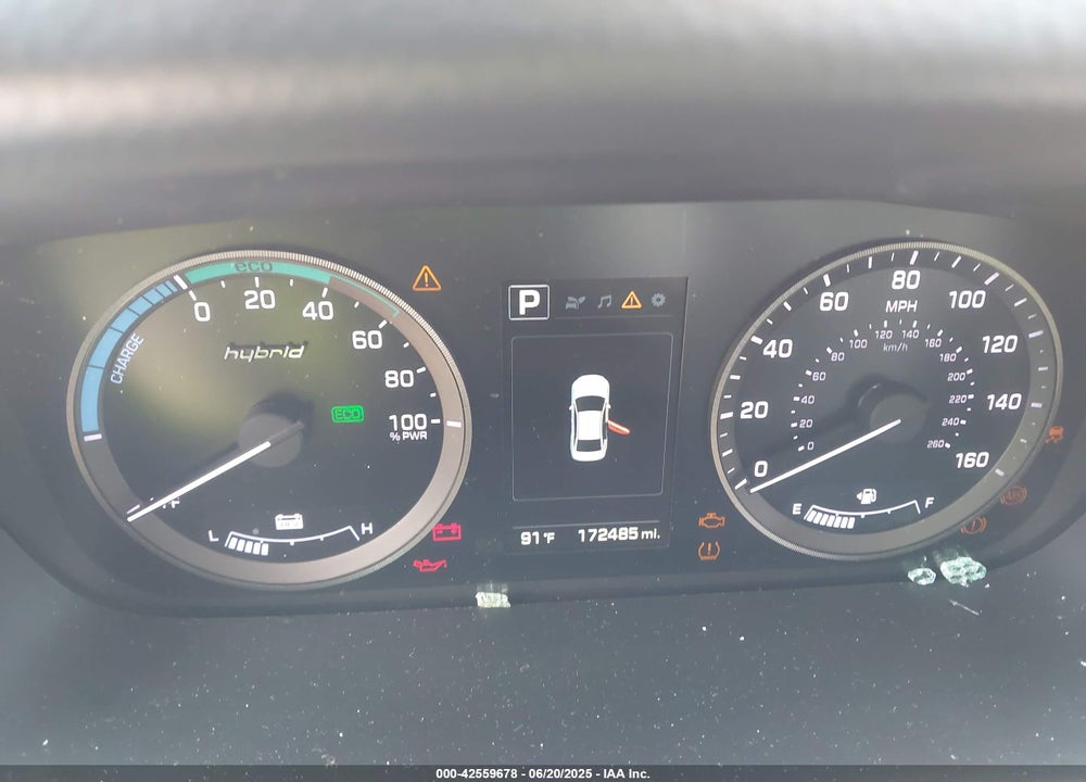 2016 HYUNDAI SONATA HYBRID VIN: KMHE24L17GA013355