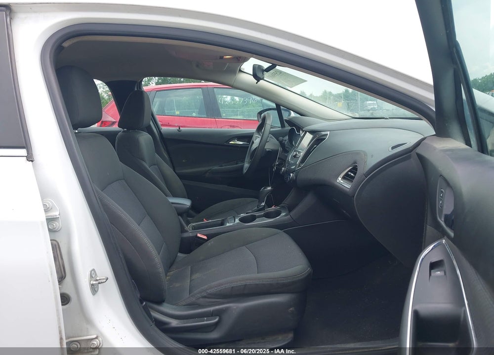2017 CHEVROLET CRUZE VIN: 1G1BE5SM3H7252859