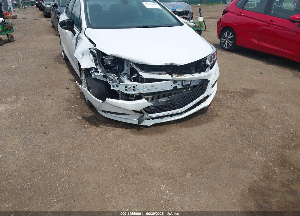 2017 CHEVROLET CRUZE VIN: 1G1BE5SM3H7252859