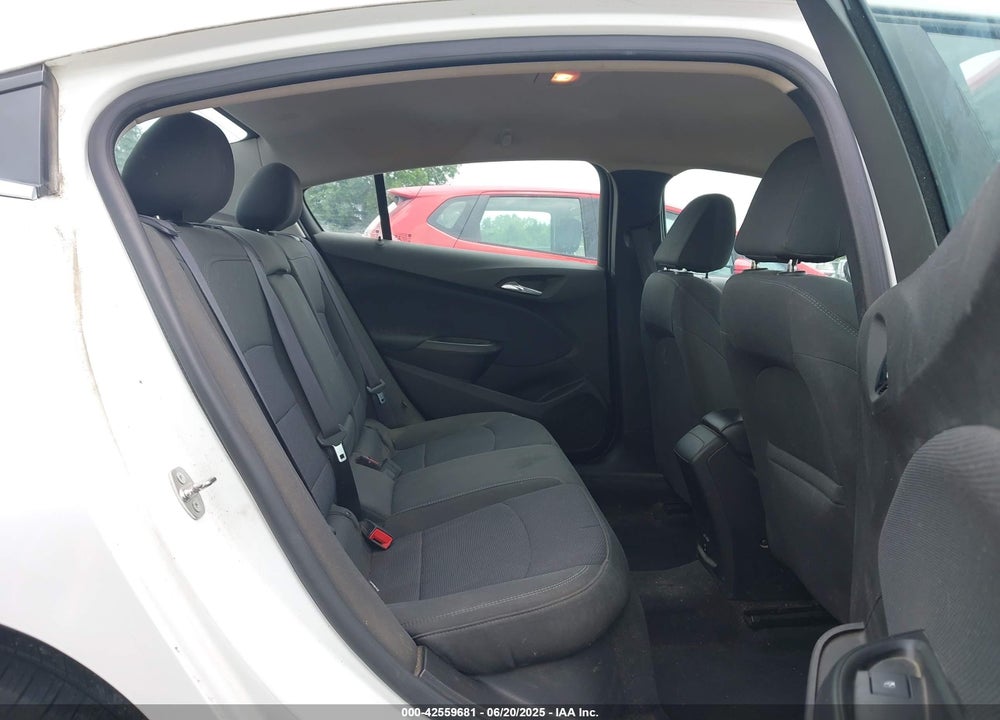 2017 CHEVROLET CRUZE VIN: 1G1BE5SM3H7252859