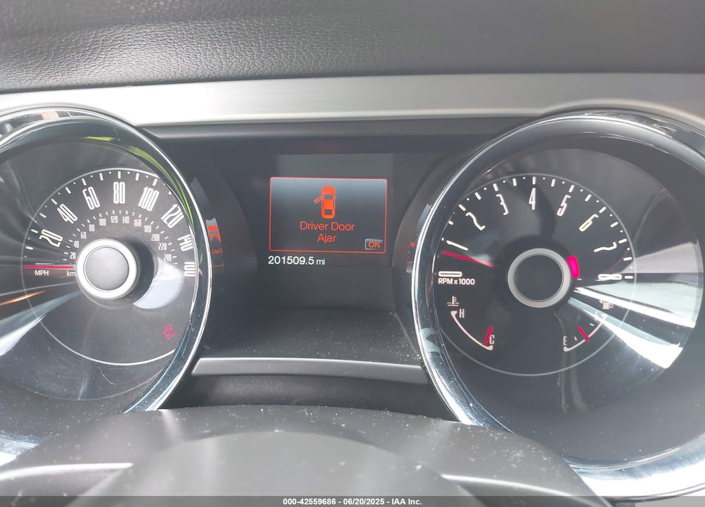 2014 FORD MUSTANG VIN: 1ZVBP8AM8E5297868