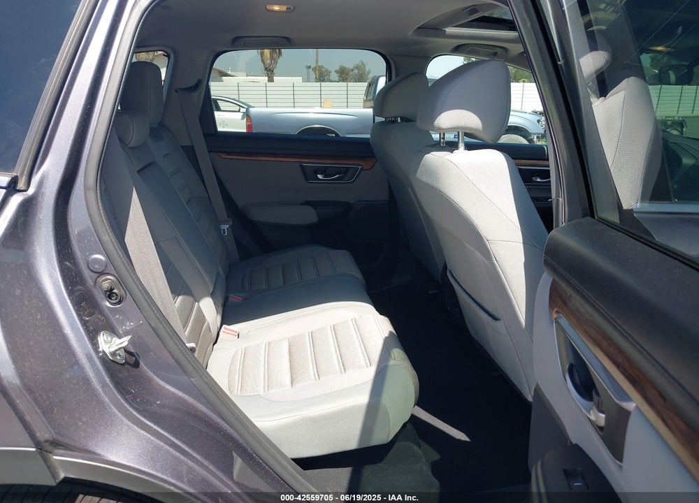 2017 HONDA CR-V VIN: 7FARW1H5XHE036291