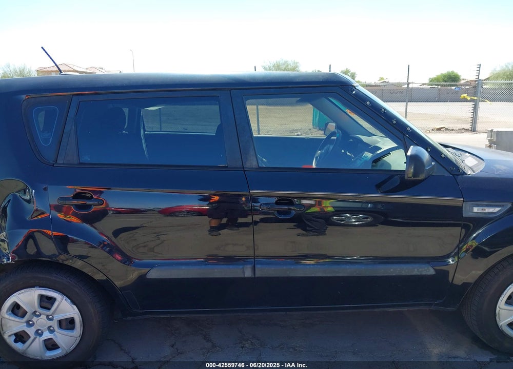 2012 KIA SOUL VIN: KNDJT2A5XC7739812