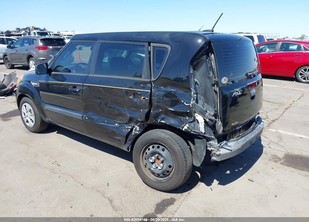 2012 KIA SOUL VIN: KNDJT2A5XC7739812