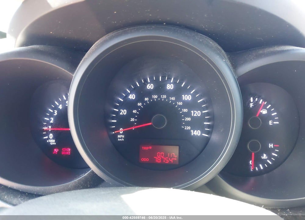 2012 KIA SOUL VIN: KNDJT2A5XC7739812