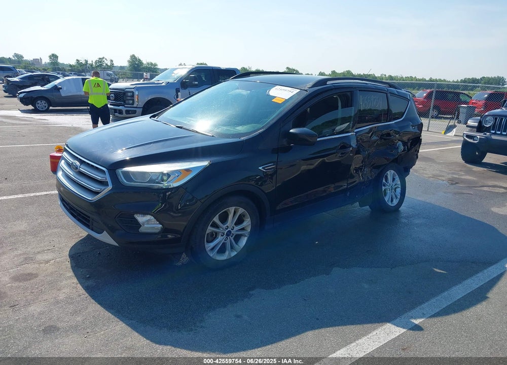 2017 FORD ESCAPE VIN: 1FMCU9GD7HUC63570