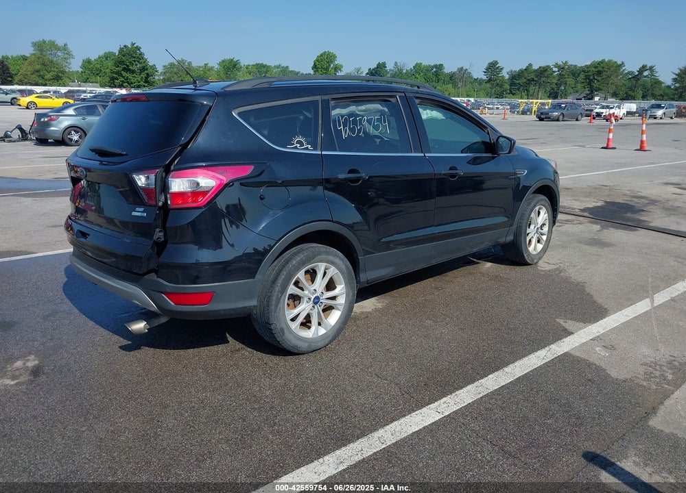 2017 FORD ESCAPE VIN: 1FMCU9GD7HUC63570