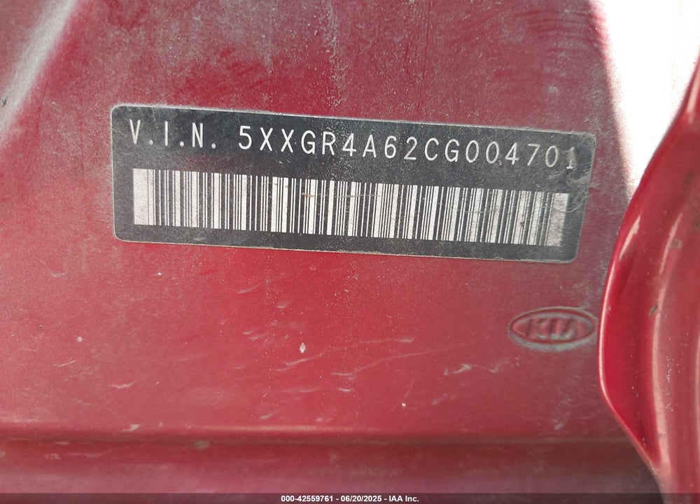 2012 KIA OPTIMA VIN: 5XXGR4A62CG004701