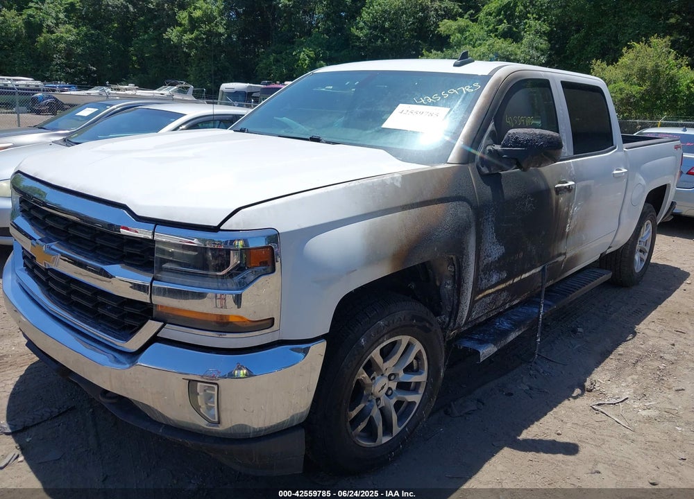 2018 CHEVROLET SILVERADO 1500 VIN: 3GCUKREC5JG324092