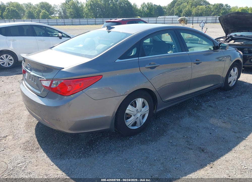 2012 HYUNDAI SONATA VIN: 5NPEB4AC5CH382369
